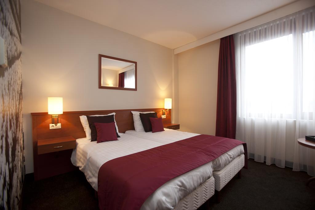 Hotel Restaurant & Casino De Nachtegaal Lisse Exteriér fotografie
