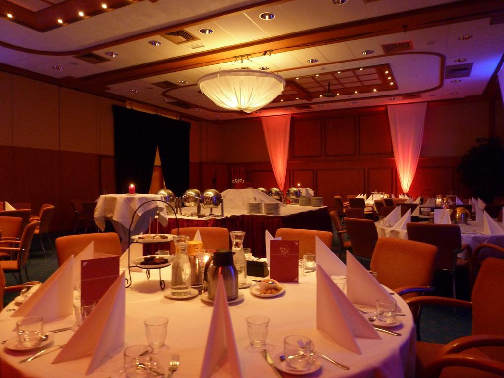 Hotel Restaurant & Casino De Nachtegaal Lisse Exteriér fotografie